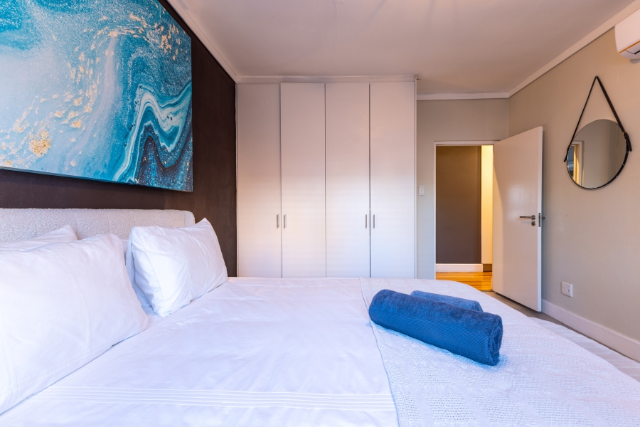 To Let 3 Bedroom Property for Rent in Sea Point Western Cape